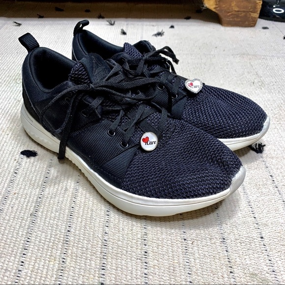 Reebok Black Astroride black Athletic Sneakers - Picture 4 of 10